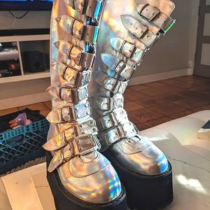 NWOT Demonia Damned 318 holographic platform boots size 9